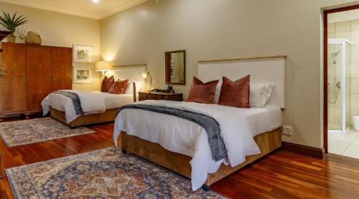 Christie's at 32 on Russell