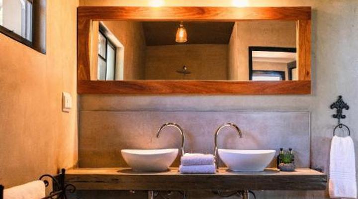 Camp Kifaru Luxury Tented Lodge