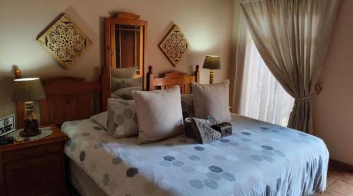 Acacia Gastehuis/Guesthouse, Kathu