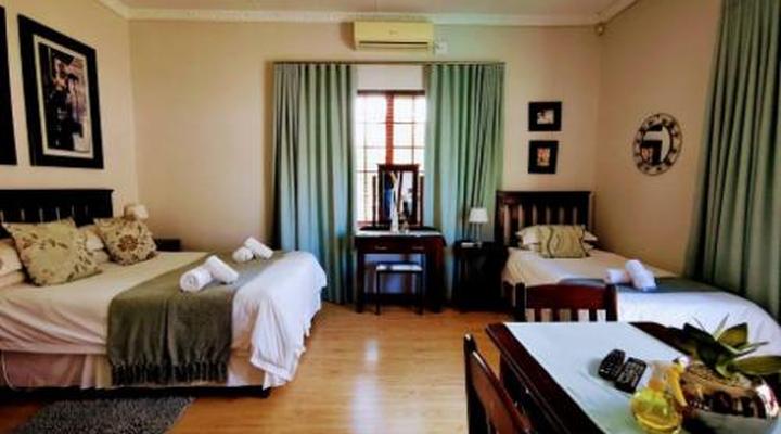 Jock-Inn Guest House