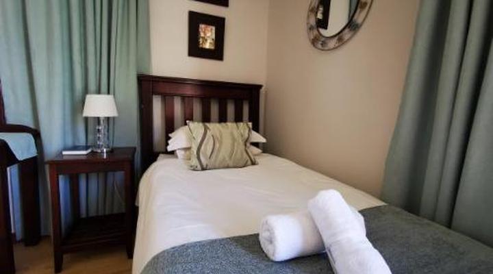 Jock-Inn Guest House