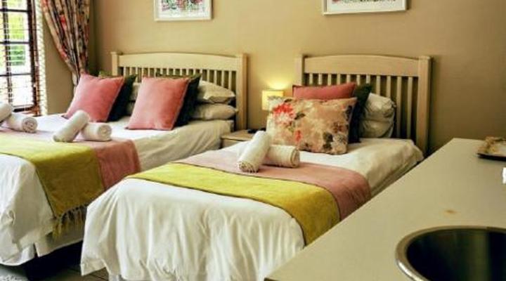 Jock-Inn Guest House