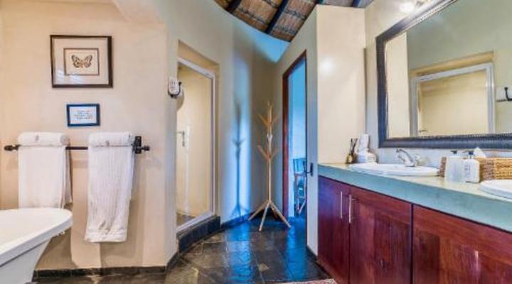 Ivory Wilderness River Rock Lodge