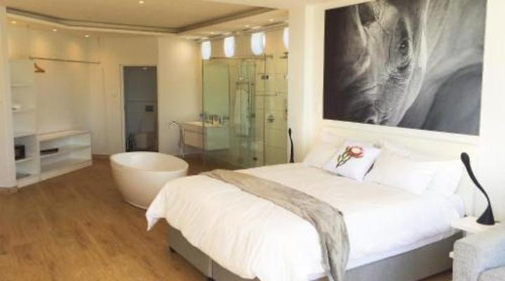 Peach on Beach Boutique Guesthouse