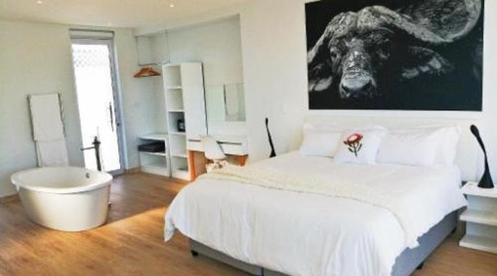 Peach on Beach Boutique Guesthouse