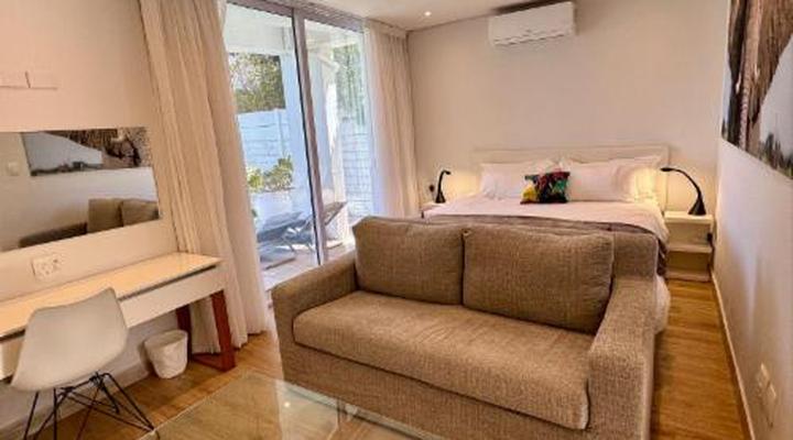 Peach on Beach Boutique Guesthouse