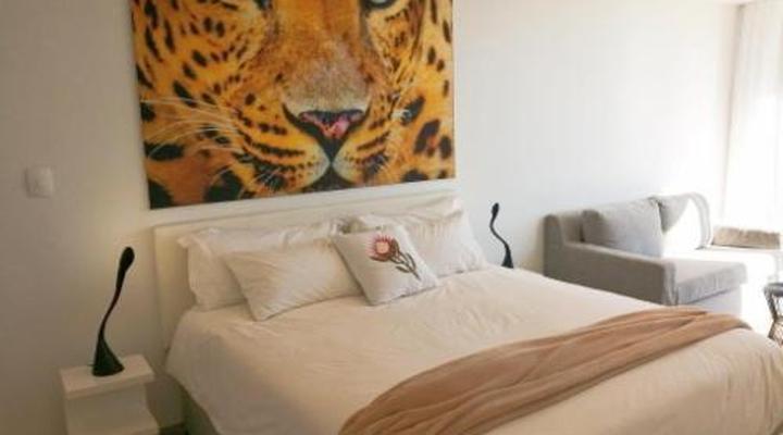 Peach on Beach Boutique Guesthouse