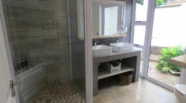 Bare Feet Retreat B&B