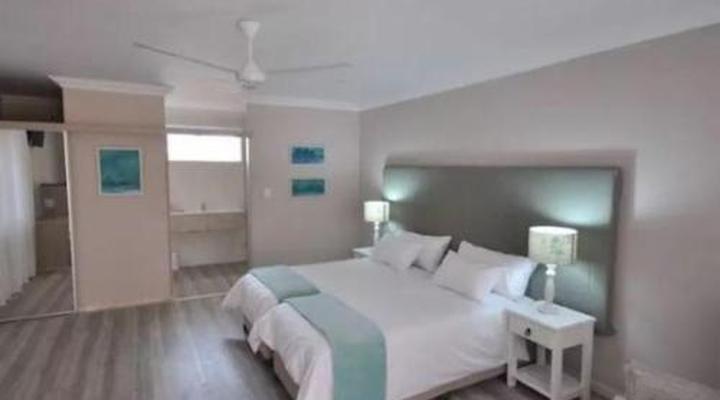 Retreat on Main Bed and Breakfast