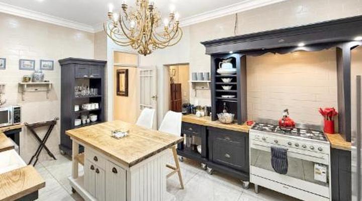 Yoni Titi Properties