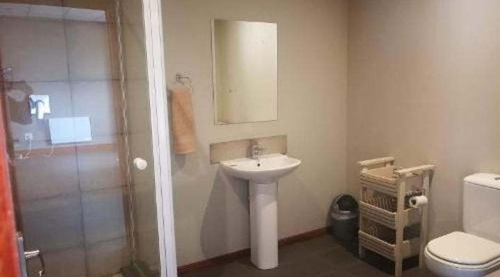 Stay@67 Apartments - Dullstroom