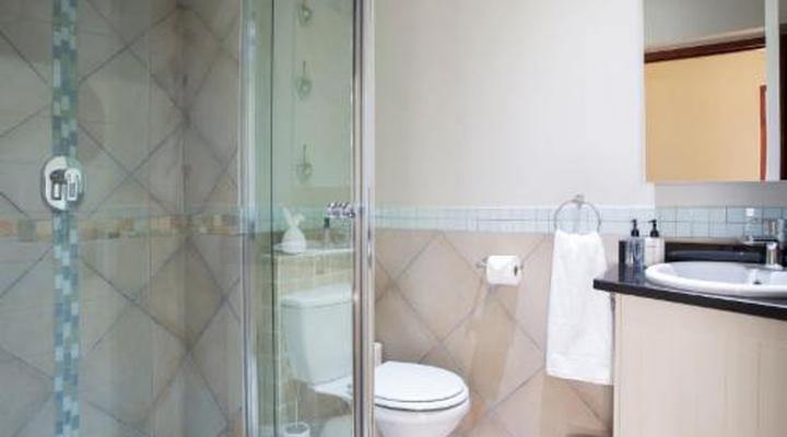 The Browns' Luxury Guest Suites