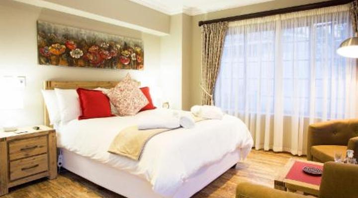 The Browns' Luxury Guest Suites