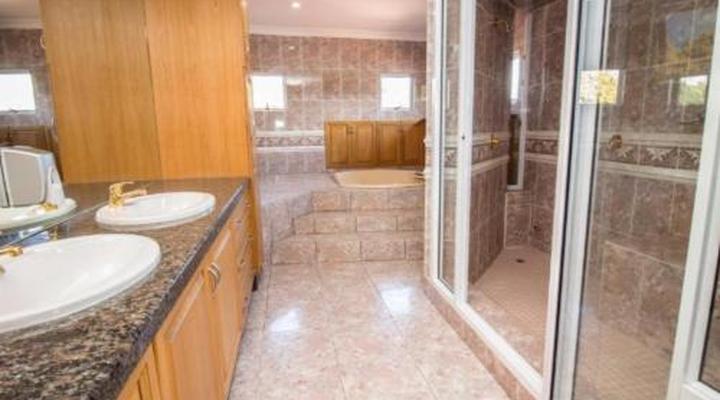 Airport Garden Boutique Hotel 