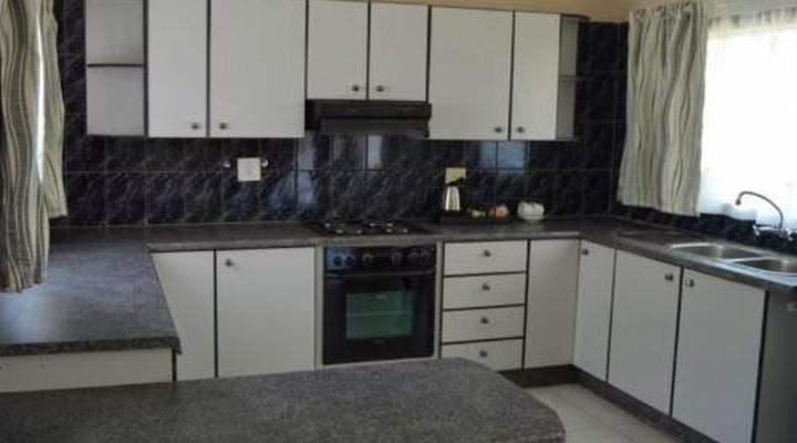 Airport Garden Boutique Hotel 