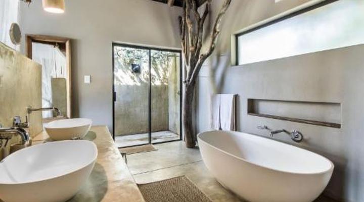 LookOutSafariLodge - “The Heartbeat of Africa”