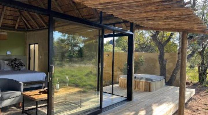 LookOutSafariLodge - “The Heartbeat of Africa”