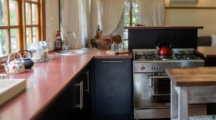 Rose & Ivy Guesthouse