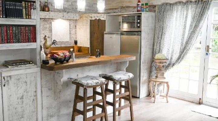 Rose & Ivy Guesthouse