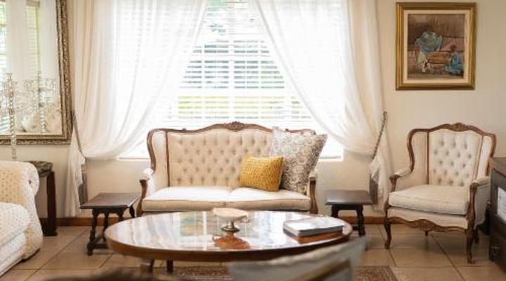 Rose & Ivy Guesthouse