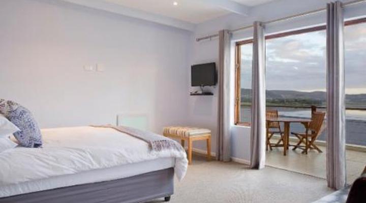 Tides End Manor House