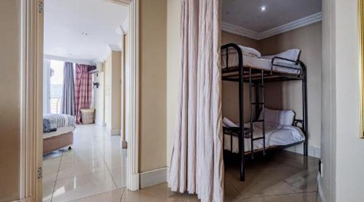 Beach Apartments- The SAILS