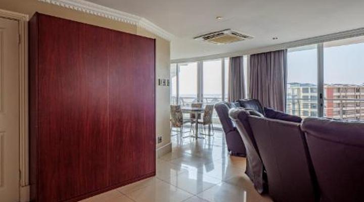 Beach Apartments- The SAILS