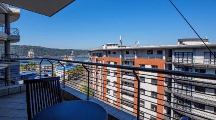 Beach Apartments- The SAILS