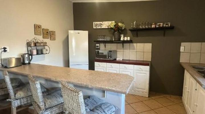 Uitzicht Private Nature Reserve and Lodge