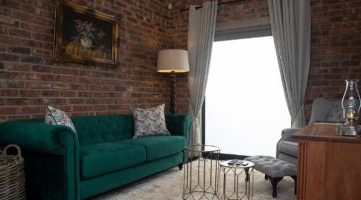 Tarry-Stone Cottages