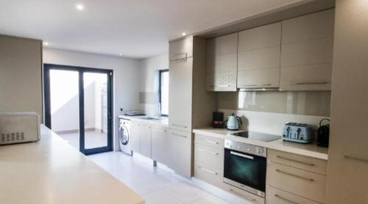 Le Paradis Apartments