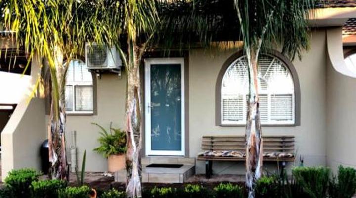 Alucarni Guest House