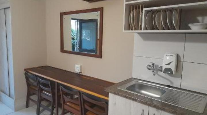 Alucarni Guest House