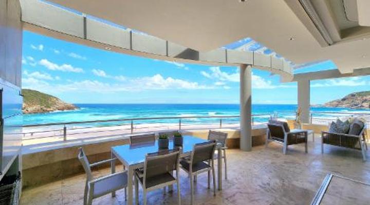 Waves of Grace Seafront Villa B&B