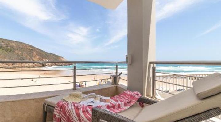 Waves of Grace Seafront Villa B&B