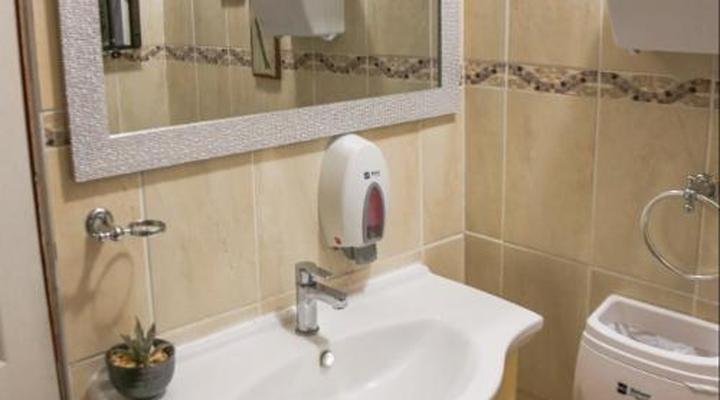 Empolweni Lounge and B&B