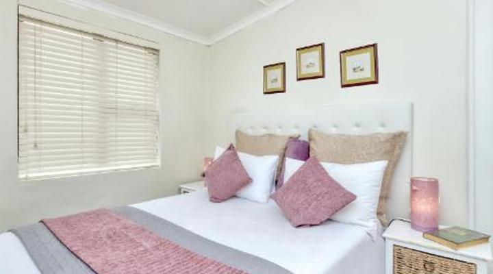 Land's Edge Struisbaai