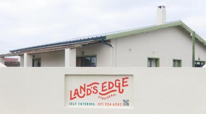 Land's Edge Struisbaai