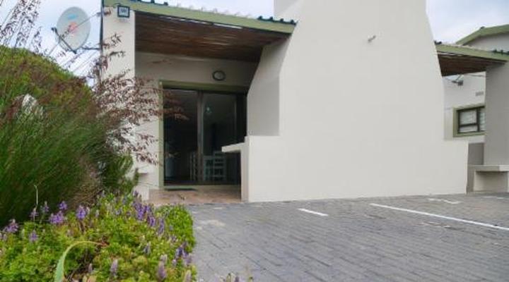 Land's Edge Struisbaai