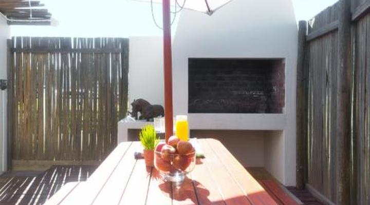 Land's Edge Struisbaai