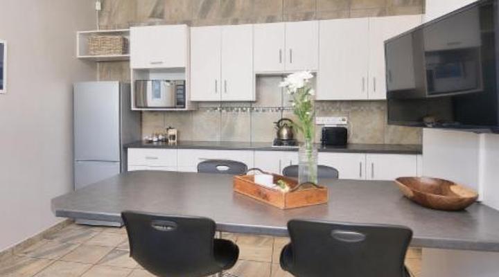 Land's Edge Struisbaai