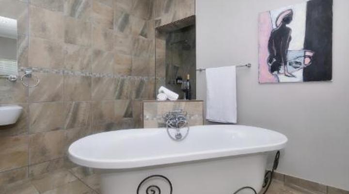 Land's Edge Struisbaai