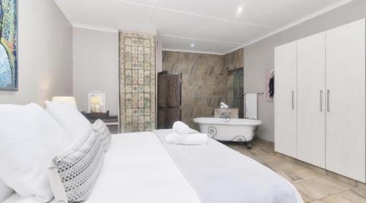 Land's Edge Struisbaai