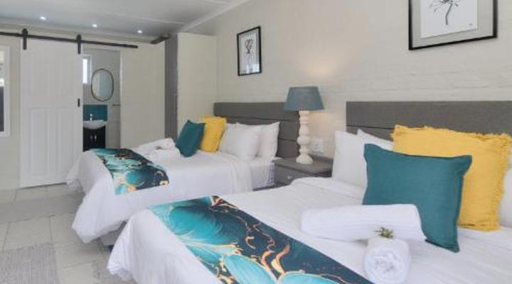 Land's Edge Struisbaai