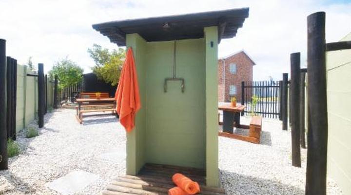 Land's Edge Struisbaai