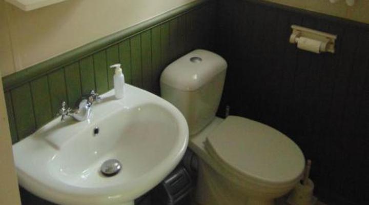 Fountain Baths Guest Cottages