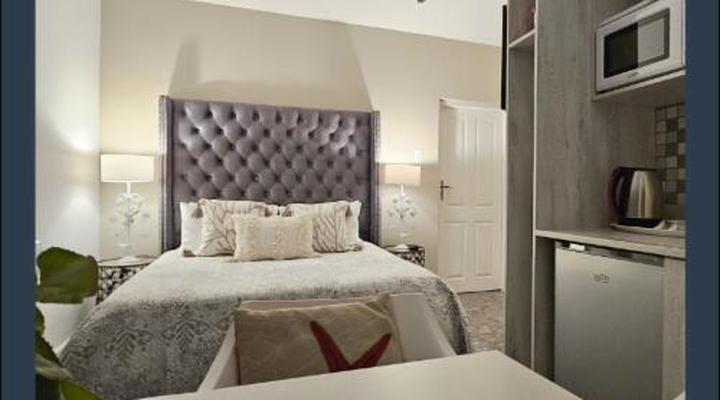 Hadeda Hall Guest House