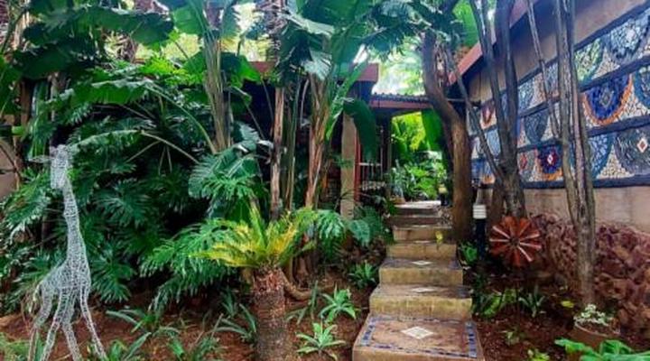 THE POT @ FAERIE GLEN, PRETORIA EAST