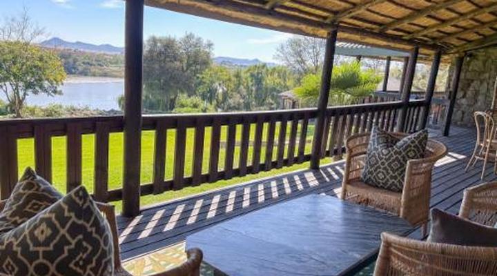 Tzamenkomst River Lodge