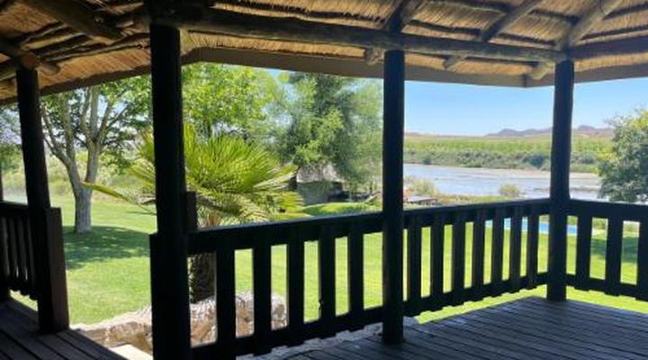 Tzamenkomst River Lodge